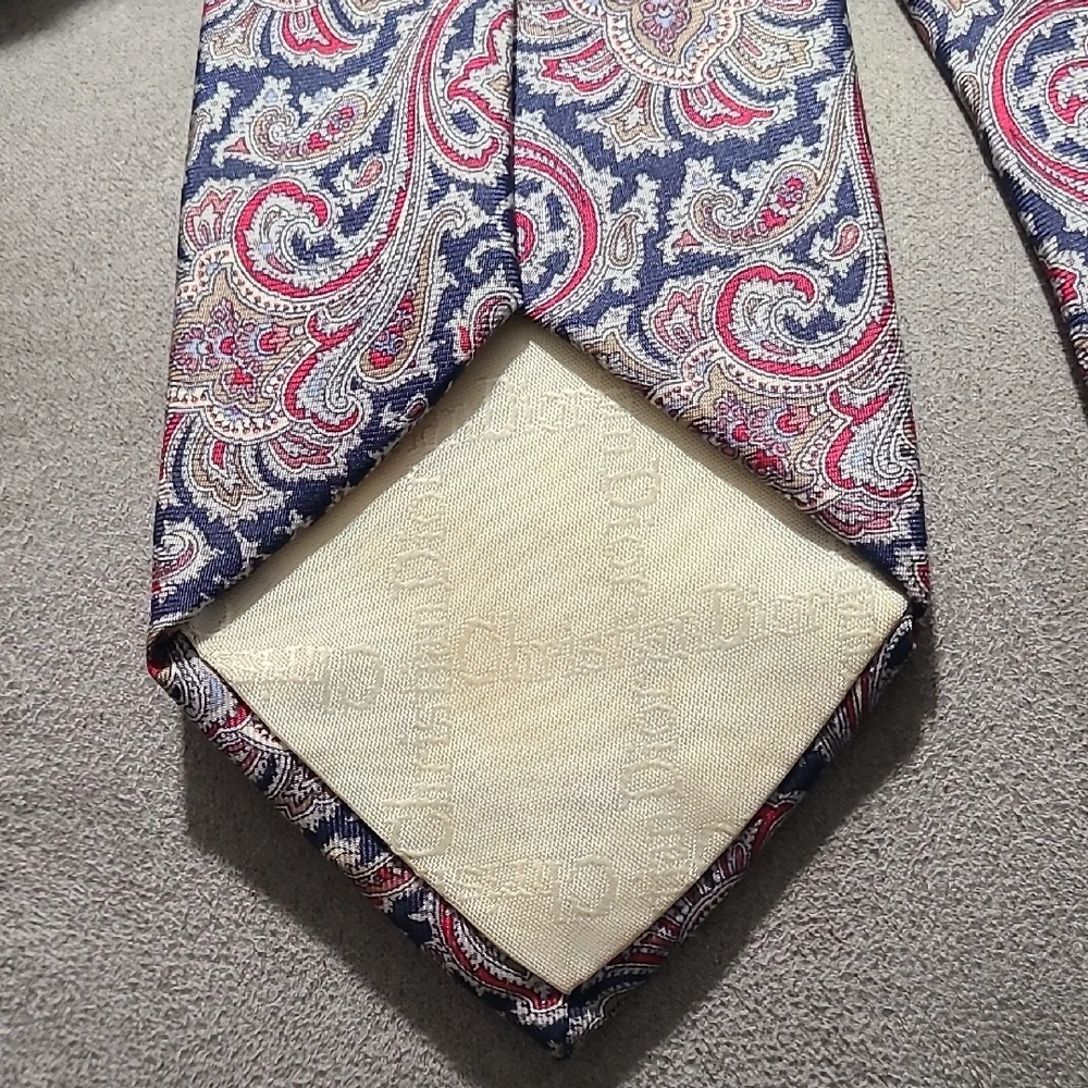 Vtg Christian Dior Paisley Silk‎ Tie All Silk Made In USA Fabric Woven In ITALY